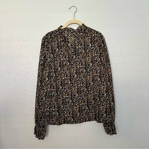 🌟 $10 or Less + BOGO on Sale Items! 🌟 NWOT SHEIN Women’s Blouse